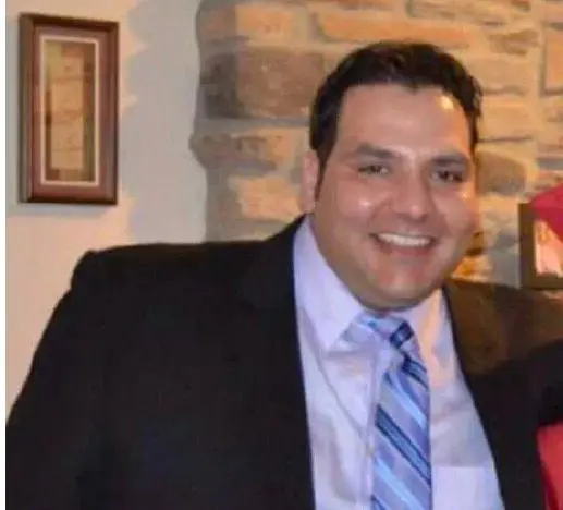 35-year-old Dearborn resident dead after accidentally shooting himself