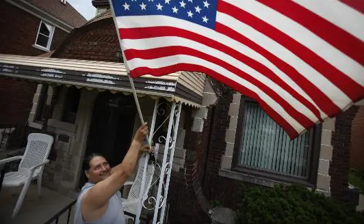 We strongly urge the community to participate in 'Flag Day'