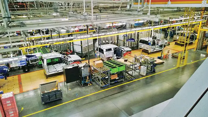 Number of unemployed fell to less than 5 percent in January