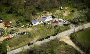 Hunt for suspects in Ohio execution-style murder spree enters second day