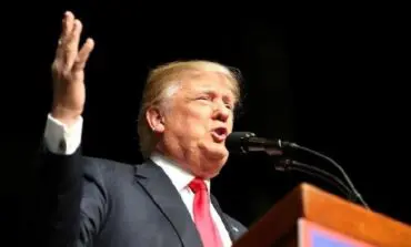 Polls show Clinton and Trump in virtual tie