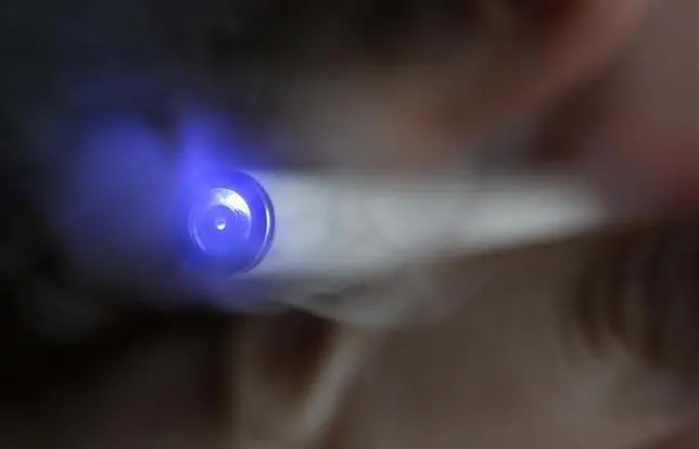 White House scraps FDA plan to restrict flavored e-cigarettes