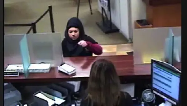 "Hijabi" bank robber hits Dearborn