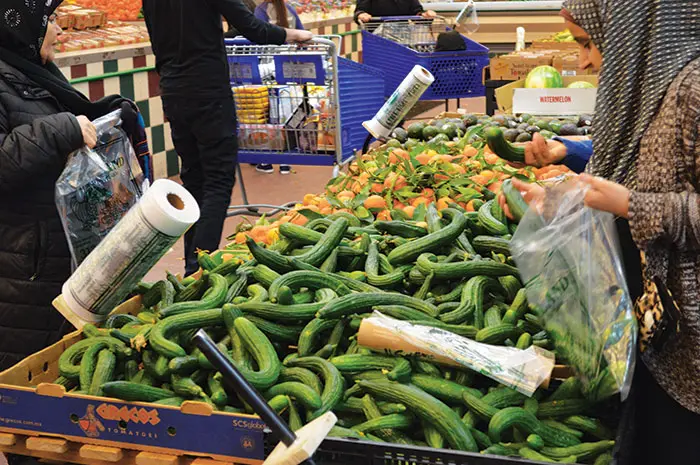 Lack of stores with fresh foods linked to signs of heart disease