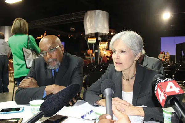 Stein promotes 'Green New Deal' in Detroit