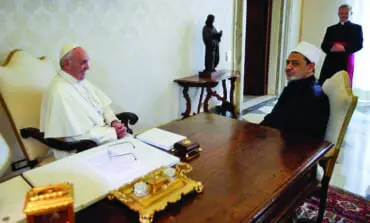 Pope visits Egypt to mend ties between Muslims and embattled Christians