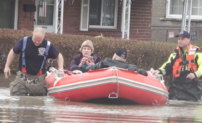 Gov. Whitmer, Wayne County executive declare state of emergency over flooding