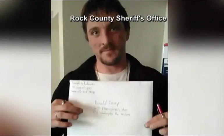 Feds hunt gun shop burglar who sent manifesto to Trump