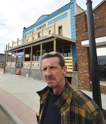 Official in northern Michigan shares Facebook posts that call to kill all Muslims