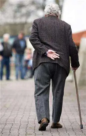 Exercise prevents elderly mobility problems, and the more the better