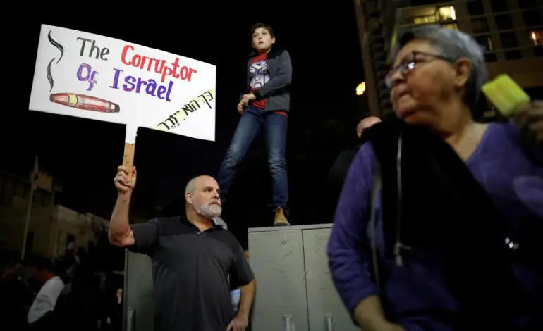 Tens of thousands of Israelis protest against Netanyahu, corruption