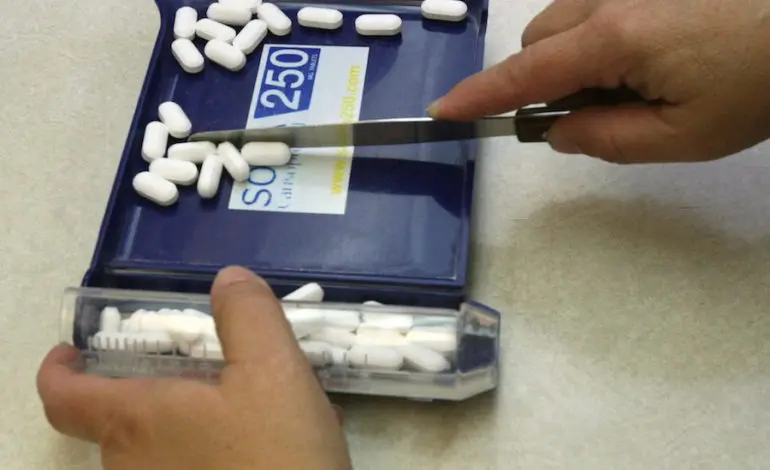 Detroit pharmacy and pharmacist summarily suspended over alleged dispensing controlled substances