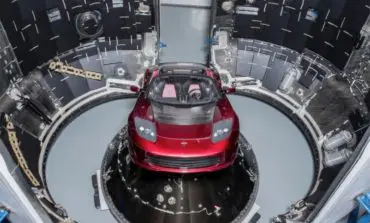 New SpaceX jumbo rocket set for debut test launch in company milestone