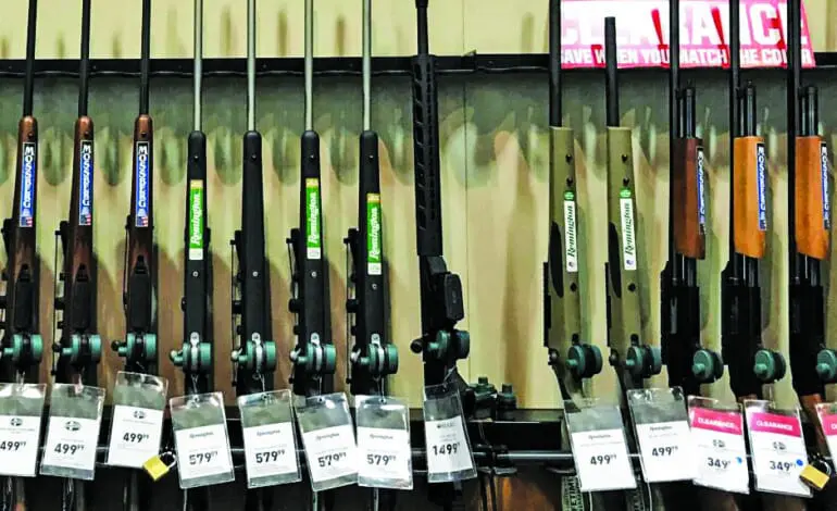 Kroger, Walmart and Dick's raises minimum age for gun buyers to 21