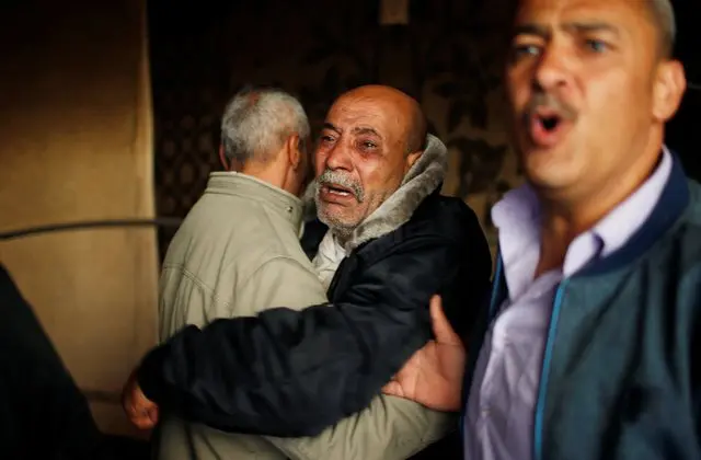 Israeli forces kill more Palestinians as Gaza border tension simmers