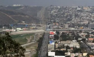 Trump to order National Guard to protect border with Mexico