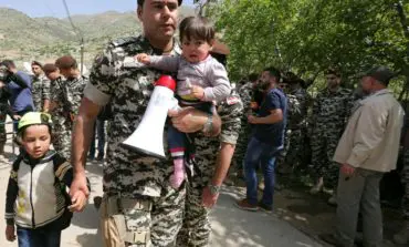 Hundreds of refugees return to Syria from Lebanon