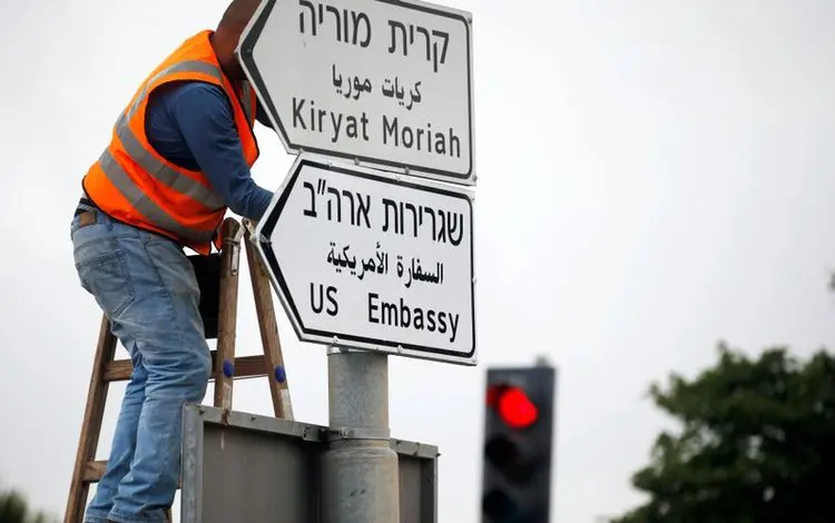 U.S. Embassy road signs go up in Jerusalem