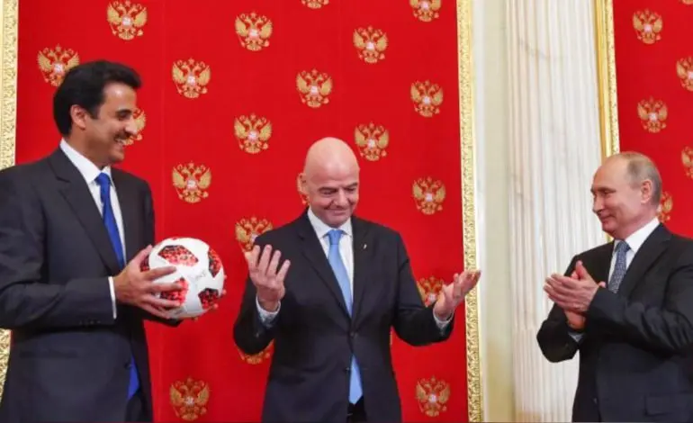 Russia hands over World Cup hosting duties to Qatar
