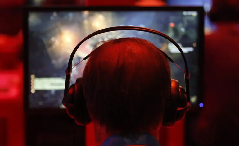 Florida video game contest shooting reignites gun rights debate