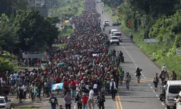 Pentagon may send troops to U.S.-Mexico border to stop migrant caravan