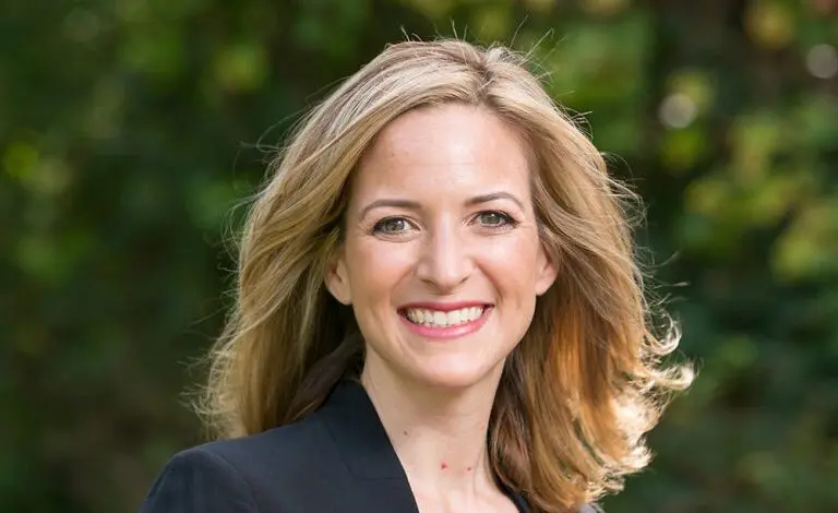 Secretary of state urges voters to hand deliver absentee ballots