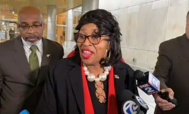 Tlaib asks Jones if she plans to step down from City Council post to serve in Congress