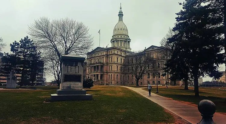 Michigan Republicans gut paid-leave time and delay minimum wage raise