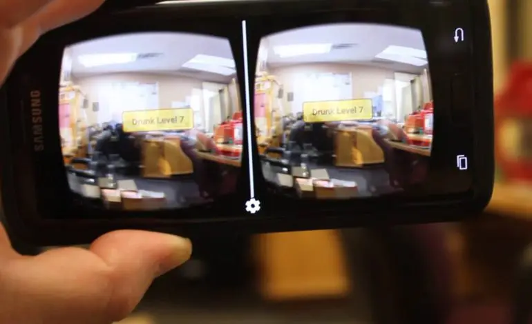 Beaumont program teaches dangers of distracted driving to teens