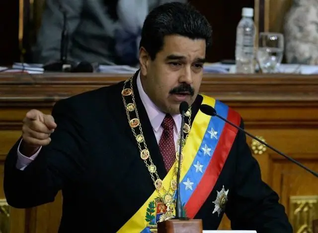 American diplomats given 72 hours to leave Venezuela after Maduro breaks off relations with the U.S.