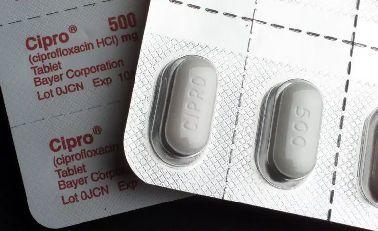 Certain class of antibiotics linked to increased risk of fatal heart vessel tears, FDA warns