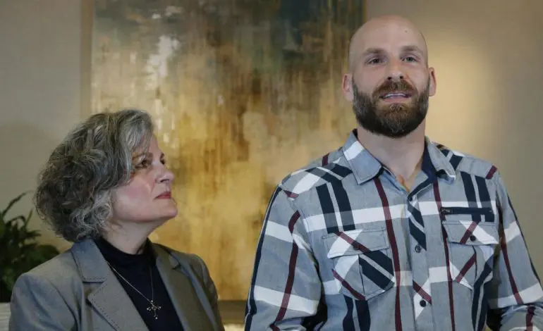 U.S. soldier convicted of killing Iraqi soldier, pardoned by Trump   