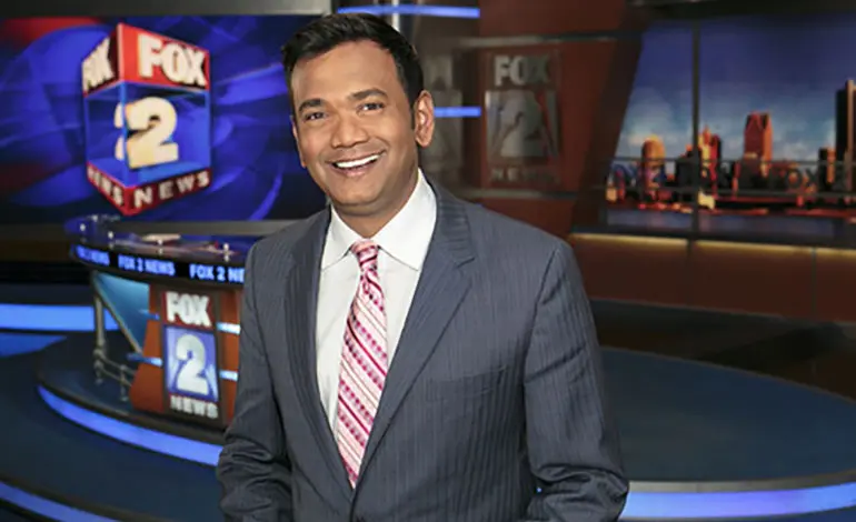 Fox 2 anchor praised for response to ignorant social media user's question