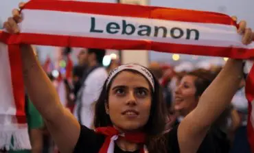 Singing all the way to the bank: Lebanese protesters fear for their savings