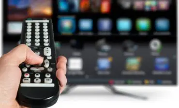 FBI warns: Cyber criminals may be spying on you through smart TVs