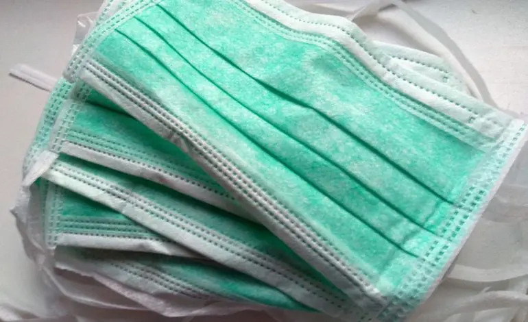 Oakland County issues emergency health order requiring masks in schools; parents protest in Macomb County after learning it will not be mandating masks