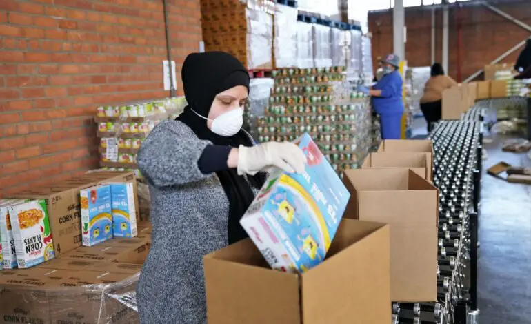 Gleaners brings free meal distribution to Dearborn’s Ford Community and Performing Arts Center