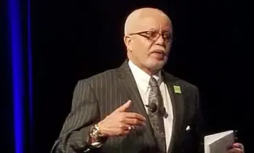 Wayne County Exec. Evans orders hiring and spending freeze to help eliminate revenue shortfall from pandemic response