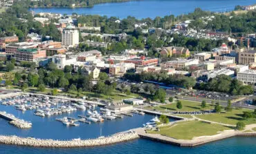 Whitmer reopens retail, restaurants and offices in Upper Peninsula, Traverse City regions  