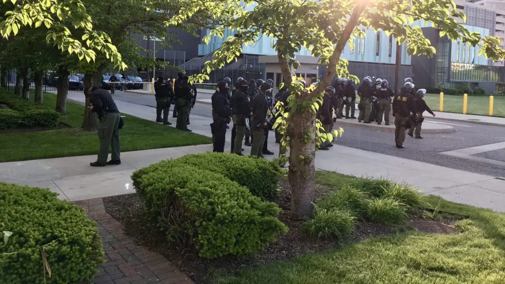 Detroit_Protests_Riot_Police