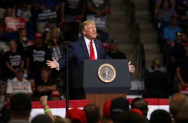 Approval of Trump's coronavirus response sinks to lowest on record amid surge in cases