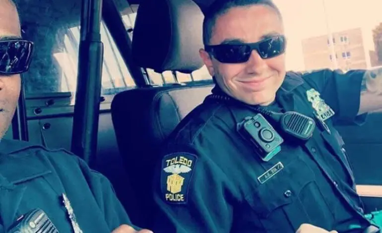 Arab American police officer shot and killed, suspect found dead in Ohio