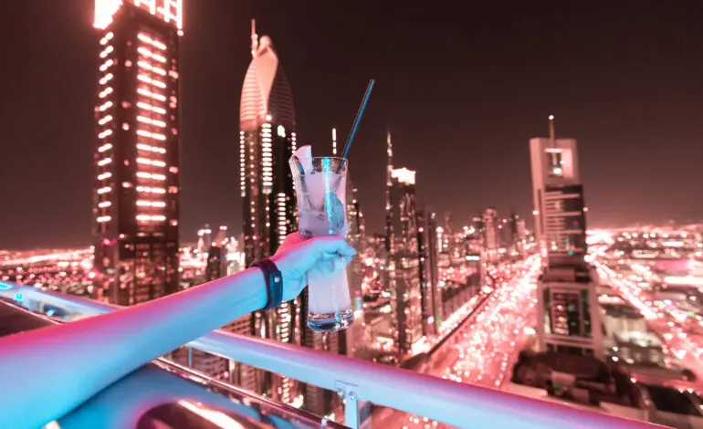 Dubai changes its alcohol consumption laws to help its economy