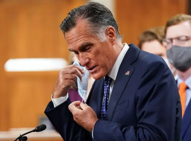 Bipartisan U.S. lawmakers seek fast approval of $908 billion COVID-19 relief