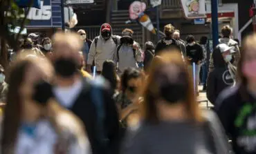 U.S. lifts outdoor mask guidelines for fully vaccinated people