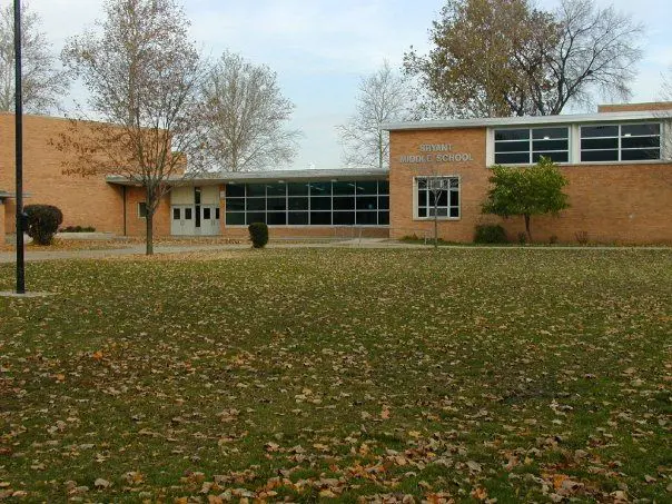 Dearborn Public Schools to offer a final COVID vaccination clinic