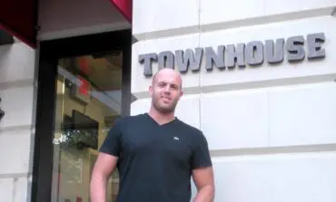 Pro-IDF restaurant owner Jeremy Sasson says critics of his pro-Israel post are "anti-Semitic"