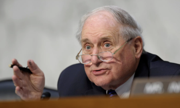 Former U.S. Senator Carl Levin, who strenuously opposed the war on Iraq and investigated U.S. detainee abuse, dies at 87