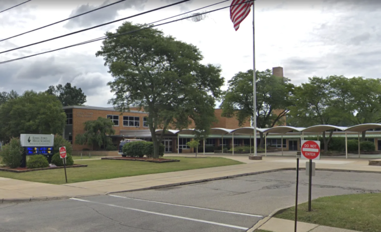 Dearborn Public Schools District identifies 13 students for making threats, Police to visit schools on winter break