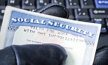 Dearborn Heights car dealership part of man’s $200,000 vehicle scam